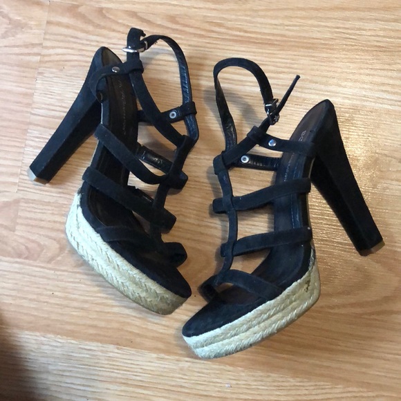 BCBG heels - Picture 3 of 3